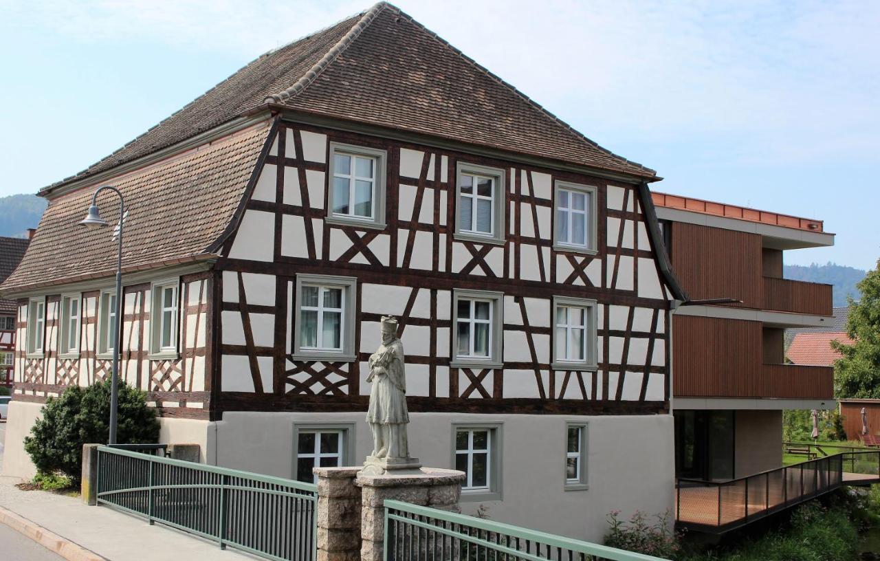 Sternen Bohlingen Aparthotel Exterior photo